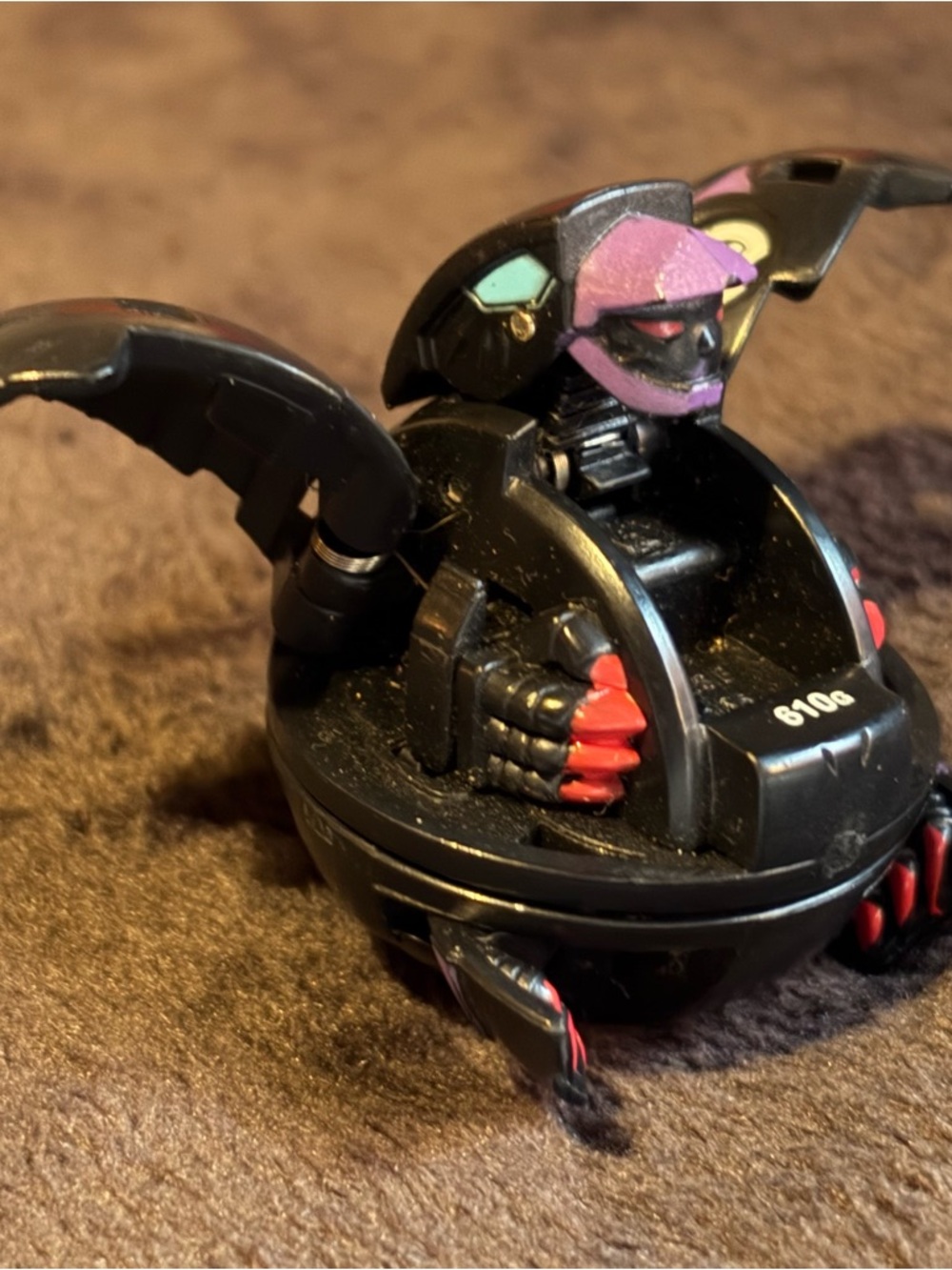Bakugan Darkus Spin Ravenoid 610G